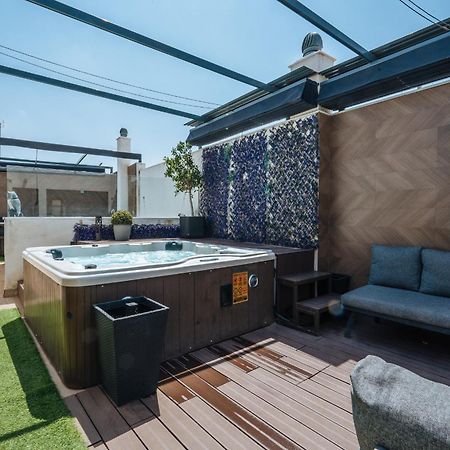Elegant Duplex 3 Master Bedrooms And Private Sevilla Eksteriør billede