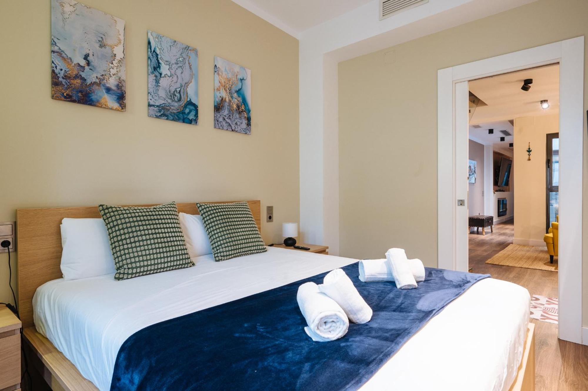 Elegant Duplex 3 Master Bedrooms And Private Sevilla Eksteriør billede