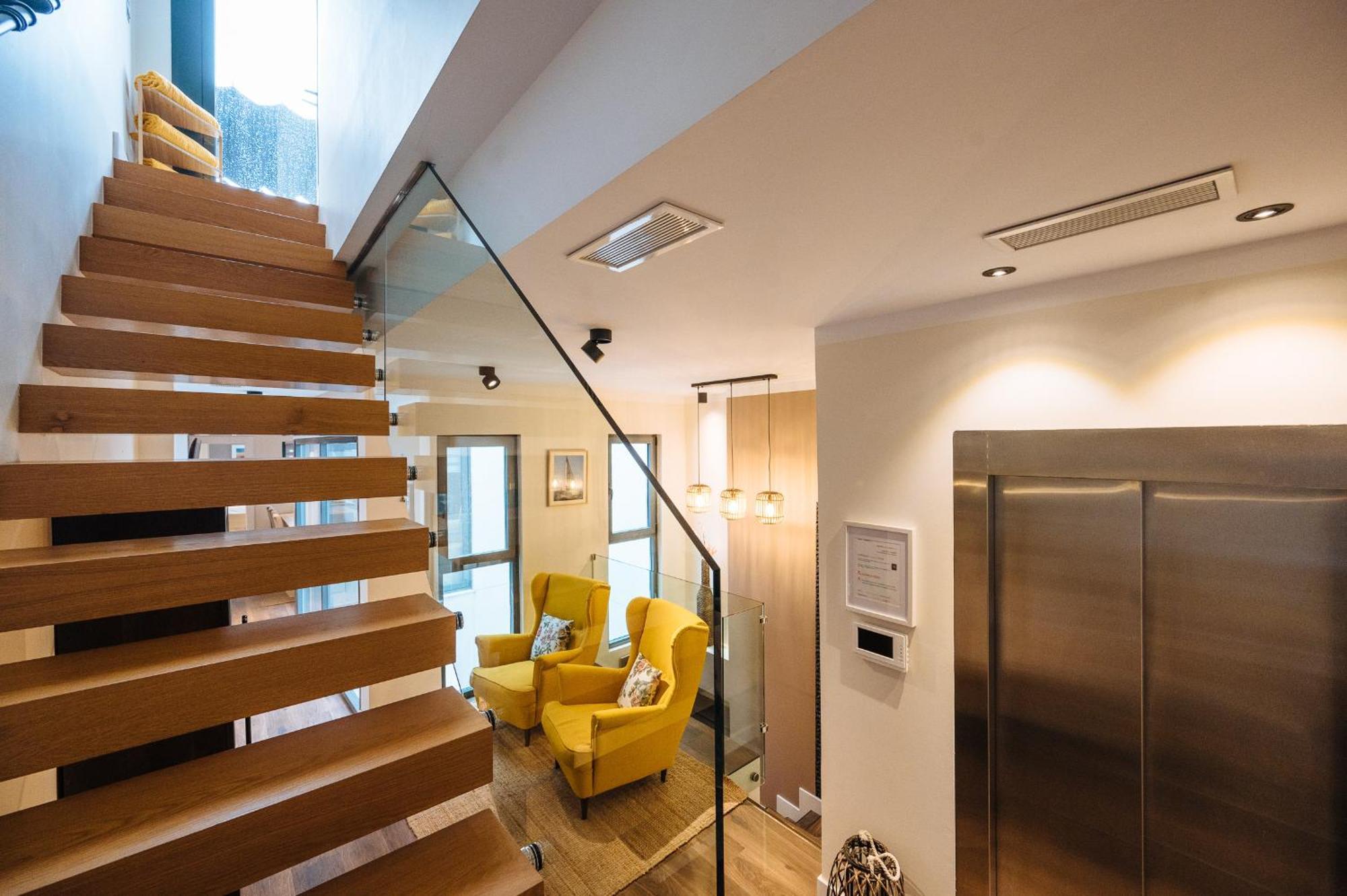 Elegant Duplex 3 Master Bedrooms And Private Sevilla Eksteriør billede