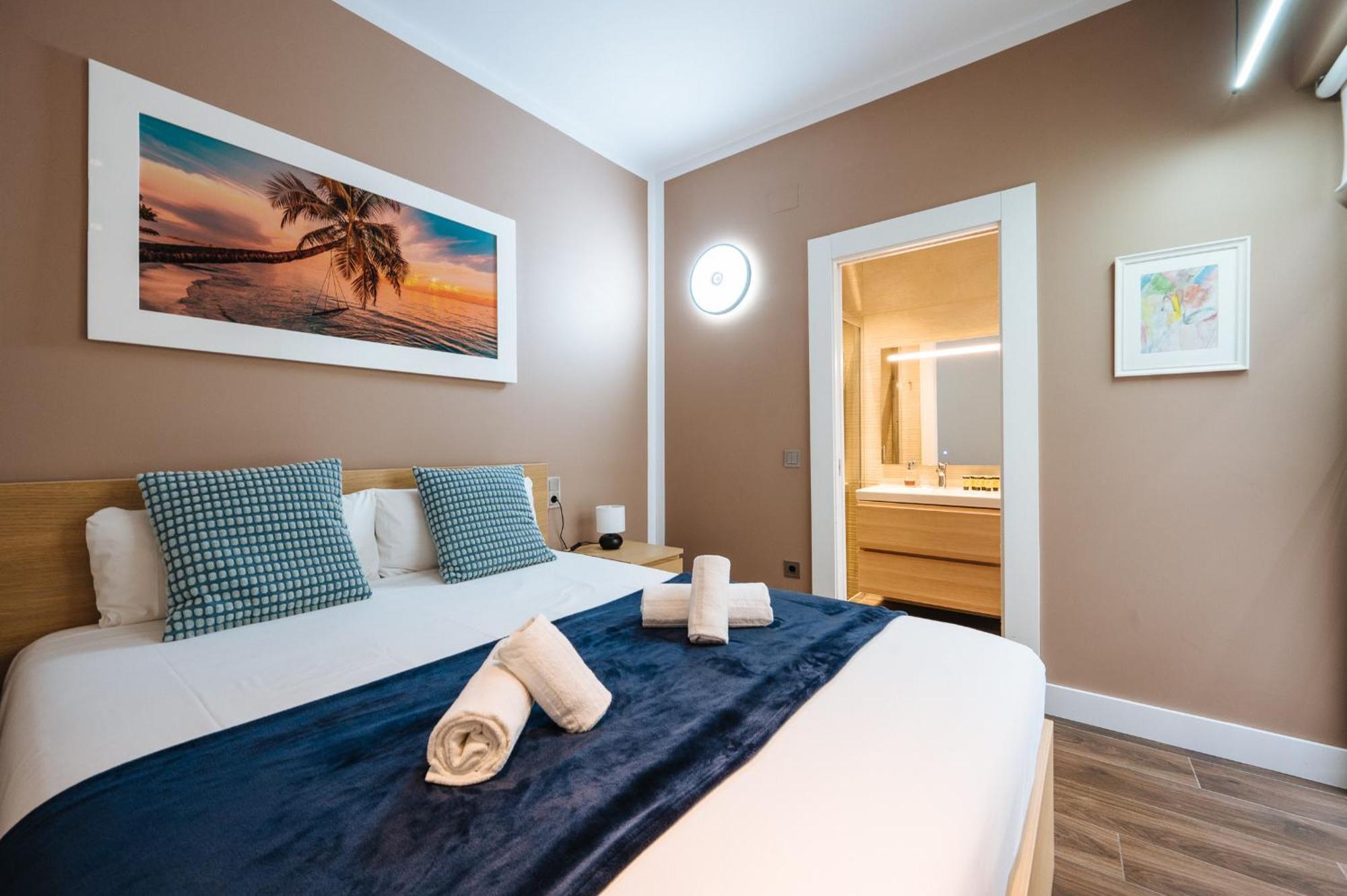 Elegant Duplex 3 Master Bedrooms And Private Sevilla Eksteriør billede