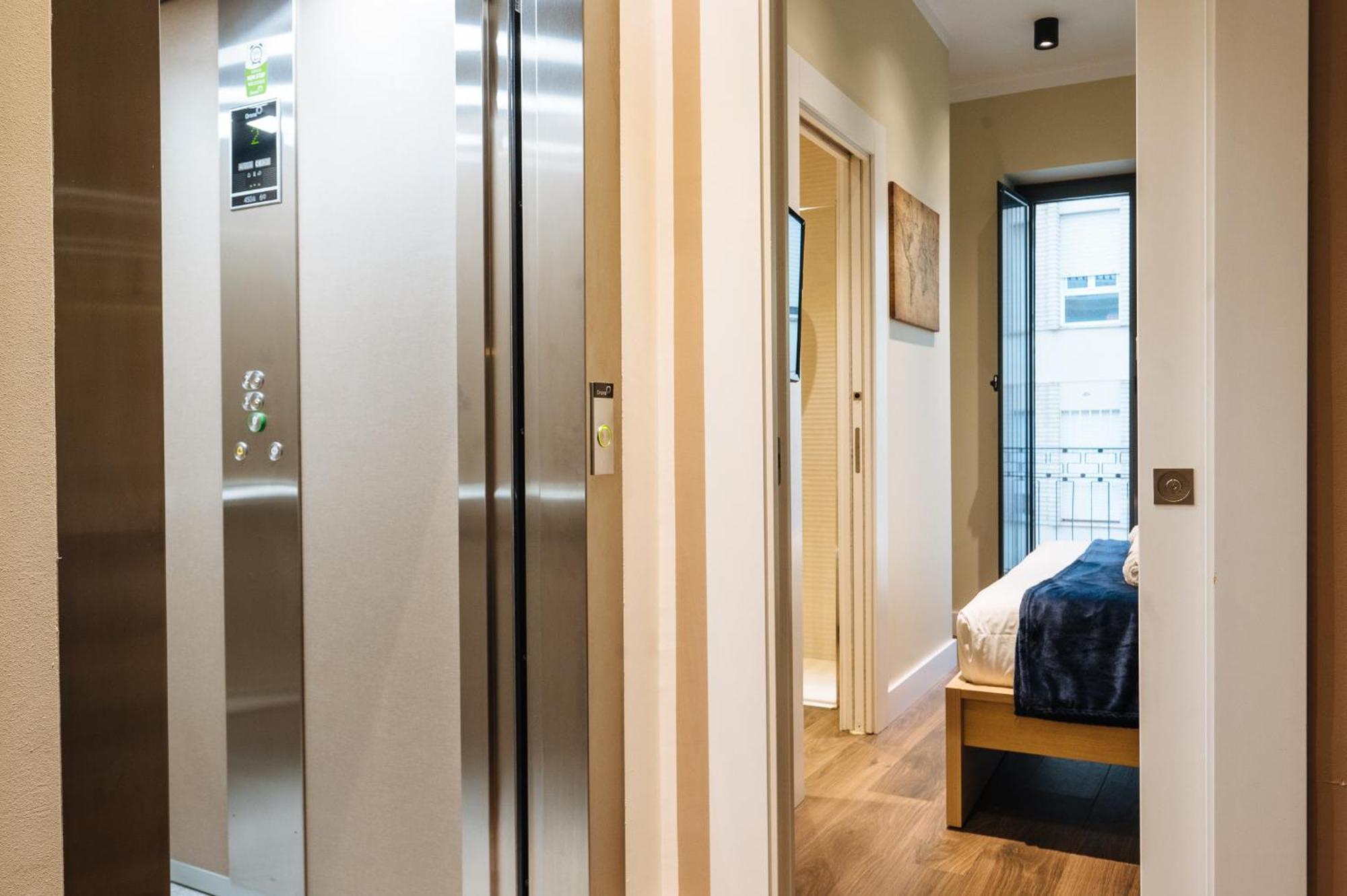 Elegant Duplex 3 Master Bedrooms And Private Sevilla Eksteriør billede
