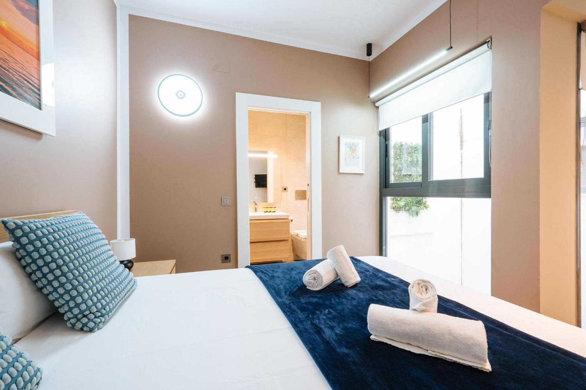 Elegant Duplex 3 Master Bedrooms And Private Sevilla Eksteriør billede