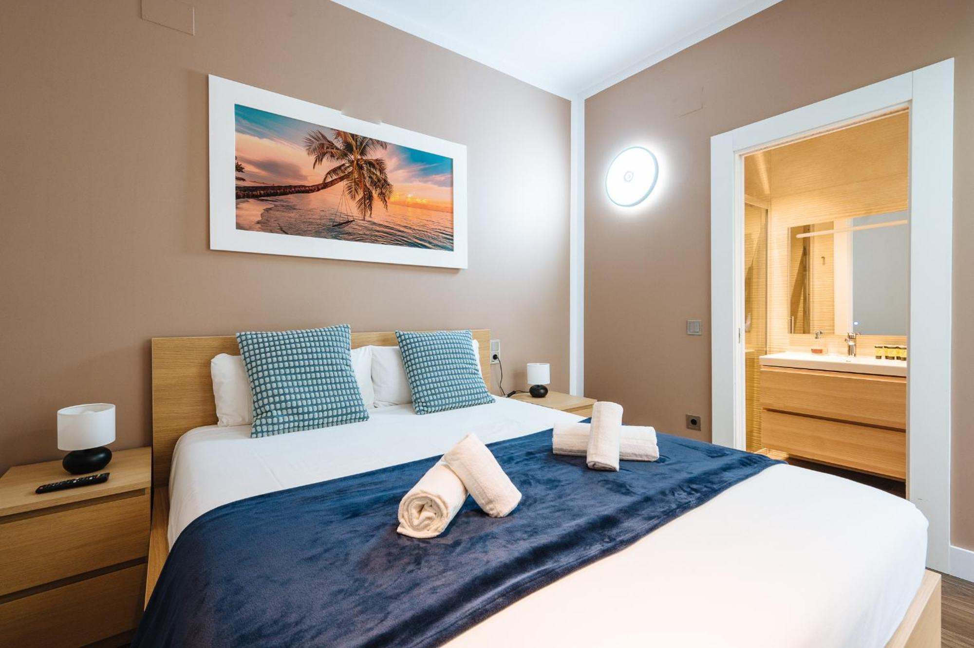 Elegant Duplex 3 Master Bedrooms And Private Sevilla Eksteriør billede