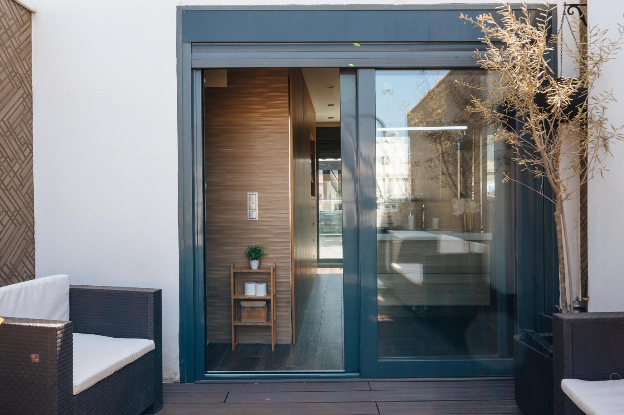 Elegant Duplex 3 Master Bedrooms And Private Sevilla Eksteriør billede
